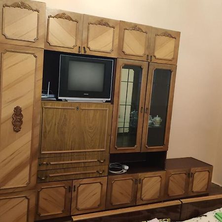 Apartment On Sheptytskyh 27 Lviv Buitenkant foto